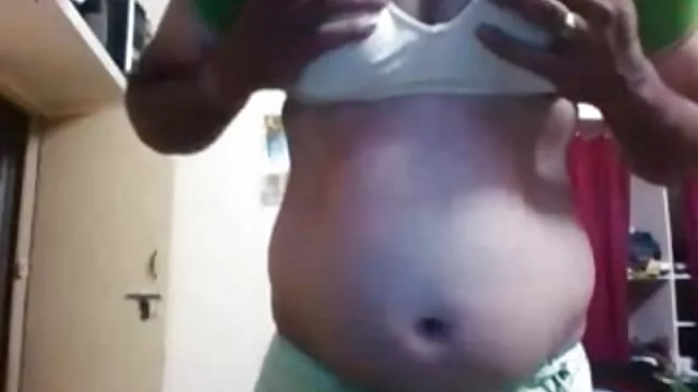 एक सेक्स मूवी हिंदी इंग्लिश डॉक्टर और हॉट नर्स बीडीएसएम के लिए एक रेडहेड पेश करते हैं