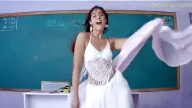 कामुक श्यामला और एक बड़ा डिक ब्लू पिक्चर मूवी सेक्सी