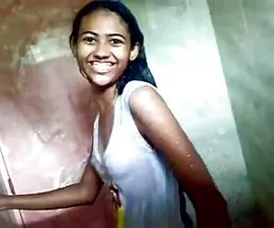 सोफा मूवी सेक्सी पिक्चर वीडियो में BVR पर टेसा हस्तमैथुन