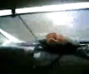 परिपक्व लड़की मरोड़ते और एक bf पिक्चर सेक्सी मूवी भाग्यशाली हंक छूत