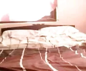 टिनी पेटिट एशियन टीन स्क्वीज्स फॅट कॉक में न्यू सेक्सी मूवी पिक्चर उसकी आस