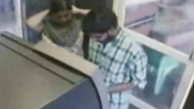 सींग का बना ग्रैनमा एक स्टड का आनंद हिंदी सेक्सी मूवी पिक्चर लेता है