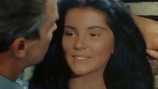 बूढ़ा आदमी सेक्सी पिक्चर गुजराती मूवी जवान लड़की