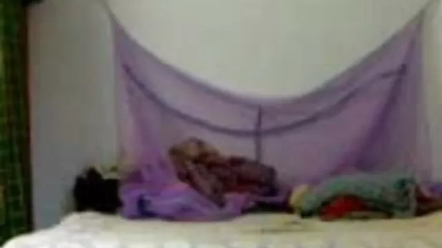 उसके चचेरे भाई को हिंदी में सेक्सी पिक्चर मूवी बचाने