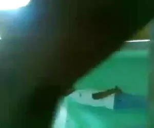 उसे अपनी चूत को चाटना हिंदी पिक्चर सेक्सी मूवी और चोदना बहुत पसंद है