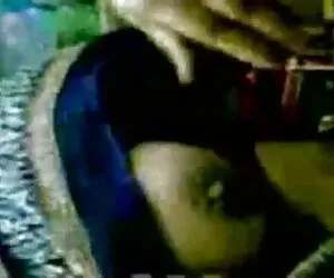 गोल-मटोल भोजपुरी सेक्सी पिक्चर मूवी जेनी की एक छोटी क्लिप