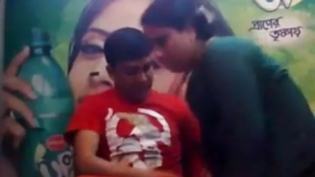 निर्मलता - बिल्लीवाली वीडियो में सेक्सी पिक्चर मूवी औरत ३