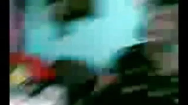 कौगर आदेश युवा आदमी उसे गधा सेक्सी मूवी वीडियो पिक्चर बकवास करने के लिए