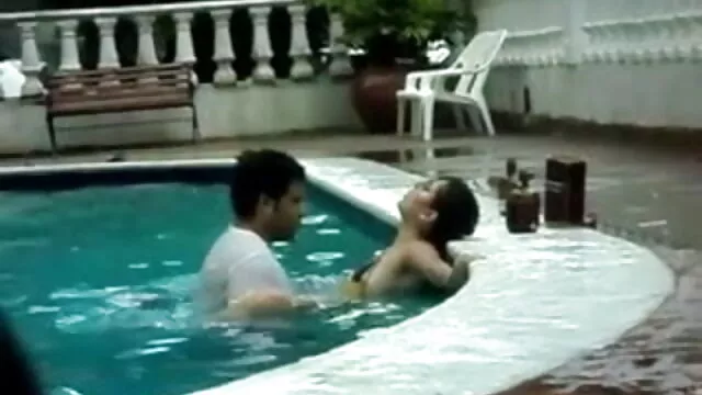 सौना। फुल सेक्सी मूवी वीडियो में