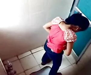 बड़े मूवी पिक्चर सेक्सी स्तन लड़कियां गर्म समूह सेक्स दृश्य में स्टार