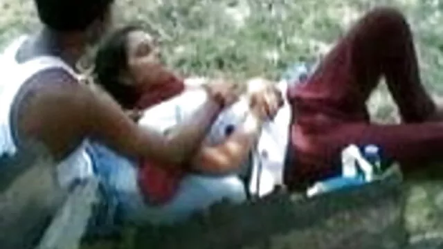 भव्य युवा गोरा कठिन गुदा फुल मूवी सेक्सी पिक्चर कमबख्त के बाद एक बड़ा चेहरे का भार लेता है