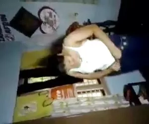 डिल्डो के साथ स्वीडिश गोरा सेक्सी पिक्चर मूवी हिंदी