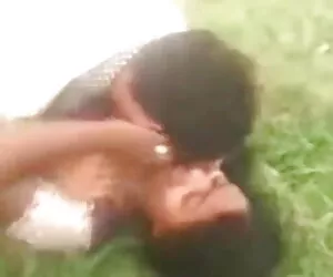 एक और आश्चर्यजनक पिक्चर मूवी सेक्सी गोरा एमआईएलए