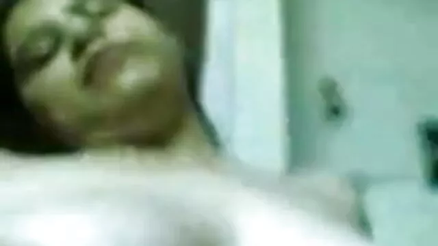 kiara प्यारा किशोर सेक्सी बीएफ इंग्लिश फिल्म चमकती