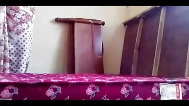 आबनूस एक बड़ा मुर्गा बेकार मूवी सेक्सी पिक्चर है