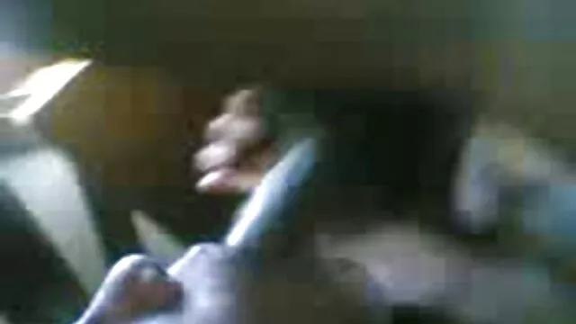 बगीचे में कमबख्त हिंदी पिक्चर सेक्सी मूवी समलैंगिक लड़कियां