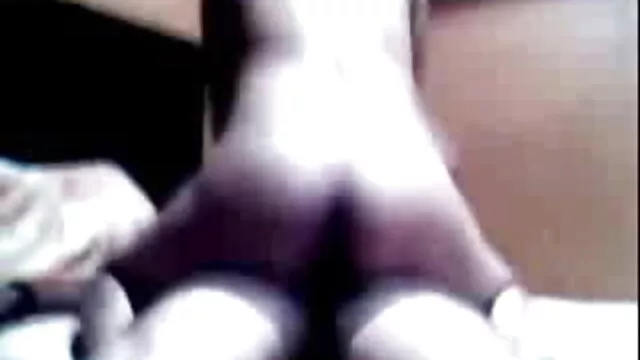 लड़की अपने पैर दिखाती है सेक्सी वीडियो ब्लू पिक्चर मूवी